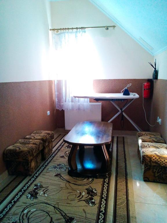 Sadiba "Lisova Pisnia" Hotel ซึนยัค ภายนอก รูปภาพ